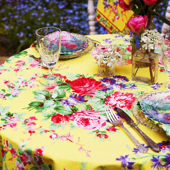 April Cornell Tablecloth Cottage Rose 36x36 NWT - Picture 2 of 4